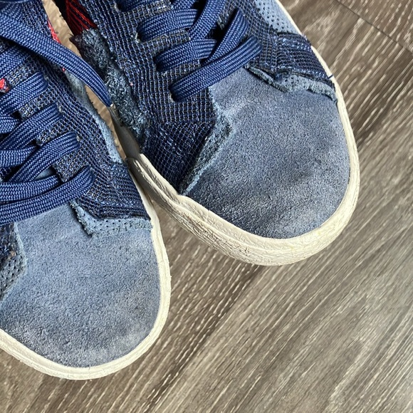 Nike - Picture 10 of 16